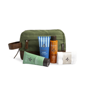 IDC Institute - 4 ELEMENTS MEN´S WASH BAG  Ajándékcsomag